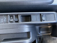 日野レンジャーアルミウイング中型（4t）[写真15]