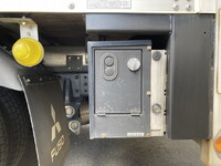 三菱ふそうキャンターアルミバン小型（2t・3t）[写真11]