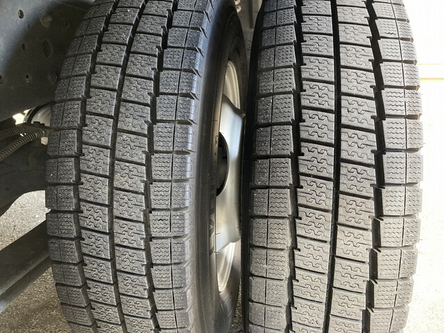 三菱ふそうキャンターアルミバン小型（2t・3t）[写真14]