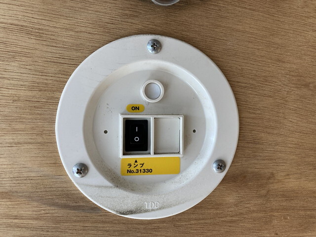 三菱ふそうキャンターアルミバン小型（2t・3t）[写真28]