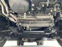 三菱ふそうキャンターアルミバン小型（2t・3t）[写真09]