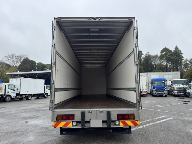 日野レンジャーアルミバン中型（4t）[写真10]