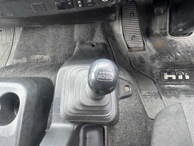 日野レンジャーアルミバン中型（4t）[写真22]