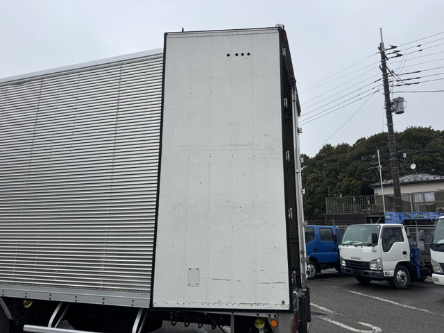 日野レンジャーアルミバン中型（4t）[写真08]