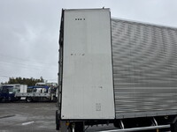 日野レンジャーアルミバン中型（4t）[写真10]