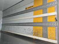 いすゞエルフ冷凍車（冷蔵車）小型（2t・3t）[写真16]