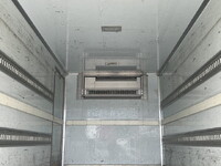 いすゞエルフ冷凍車（冷蔵車）小型（2t・3t）[写真18]