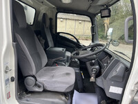 いすゞエルフ冷凍車（冷蔵車）小型（2t・3t）[写真19]