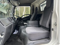 いすゞエルフ冷凍車（冷蔵車）小型（2t・3t）[写真26]