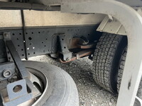 いすゞエルフ冷凍車（冷蔵車）小型（2t・3t）[写真32]