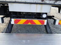 いすゞフォワードアルミウイング中型（4t）[写真13]