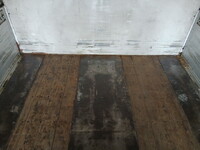 いすゞフォワードアルミウイング中型（4t）[写真18]