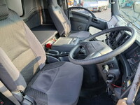 いすゞフォワードアルミウイング中型（4t）[写真21]