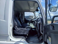 三菱ふそうファイターアルミウイング中型（4t）[写真18]