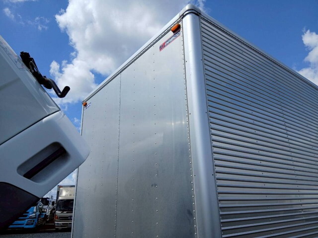 三菱ふそうファイターアルミウイング中型（4t）[写真29]