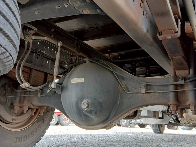 三菱ふそうファイターアルミウイング中型（4t）[写真35]