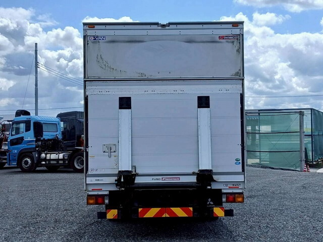 三菱ふそうファイターアルミウイング中型（4t）[写真05]