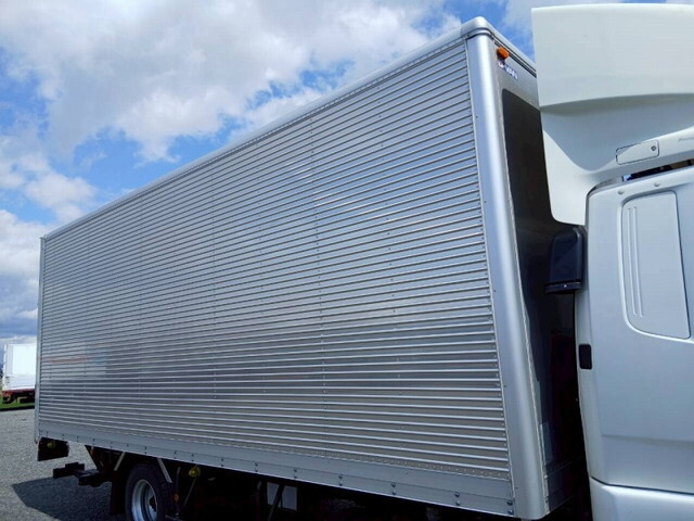 三菱ふそうファイターアルミウイング中型（4t）[写真07]