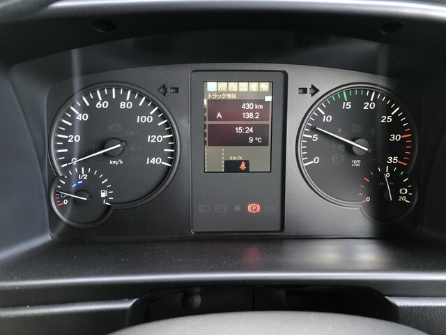 三菱ふそうファイターダンプ中型（4t）[写真13]