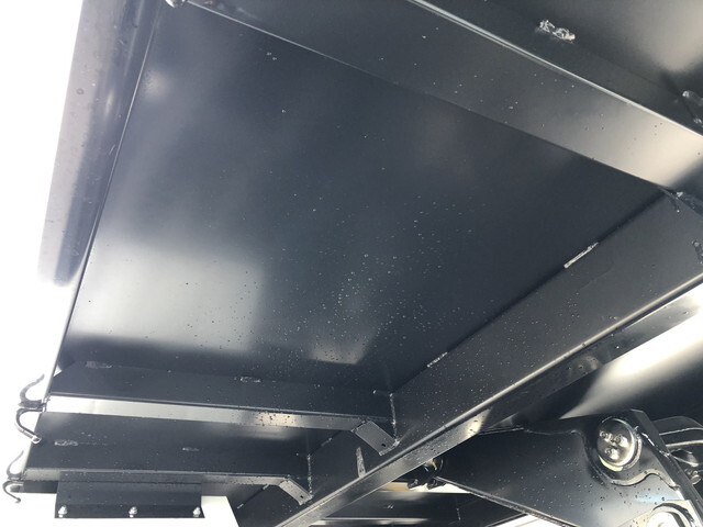 三菱ふそうファイターダンプ中型（4t）[写真33]