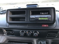 三菱ふそうキャンタータンク車（タンクローリー）小型（2t・3t）[写真13]