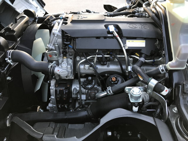 三菱ふそうキャンタータンク車（タンクローリー）小型（2t・3t）[写真15]