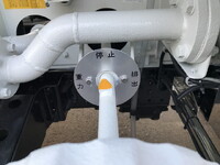 三菱ふそうキャンタータンク車（タンクローリー）小型（2t・3t）[写真27]