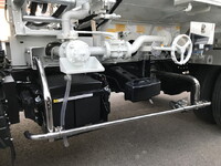 三菱ふそうキャンタータンク車（タンクローリー）小型（2t・3t）[写真40]