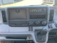 三菱ふそうキャンタークレーン6段小型（2t・3t）[写真36]