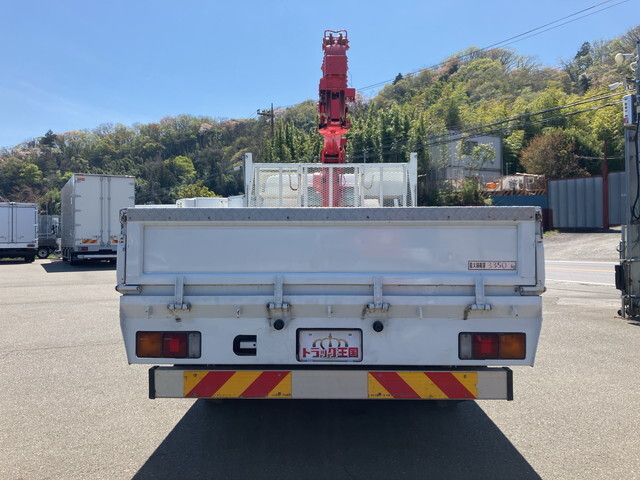 三菱ふそうキャンタークレーン6段小型（2t・3t）[写真09]