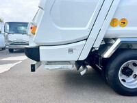 三菱ふそうキャンターパッカー車（塵芥車）小型（2t・3t）[写真37]