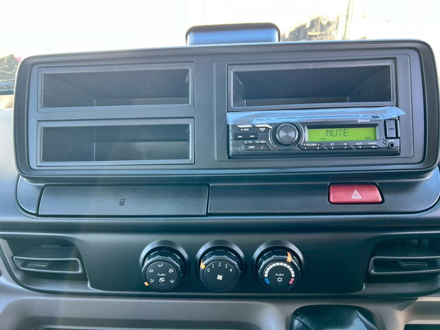 三菱ふそうキャンターパッカー車（塵芥車）小型（2t・3t）[写真09]