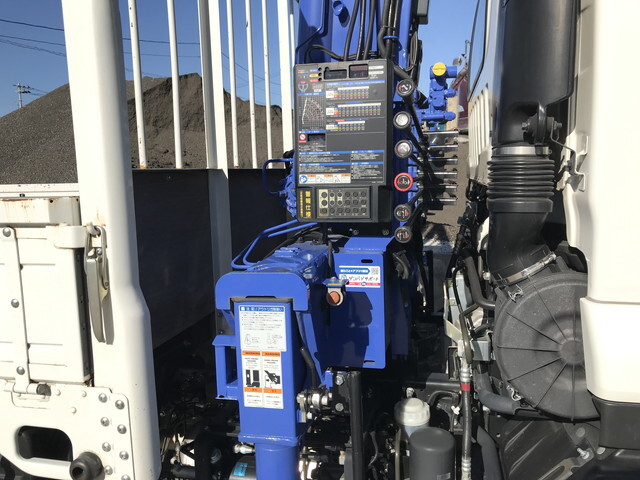 いすゞフォワードクレーン4段中型（4t）[写真22]