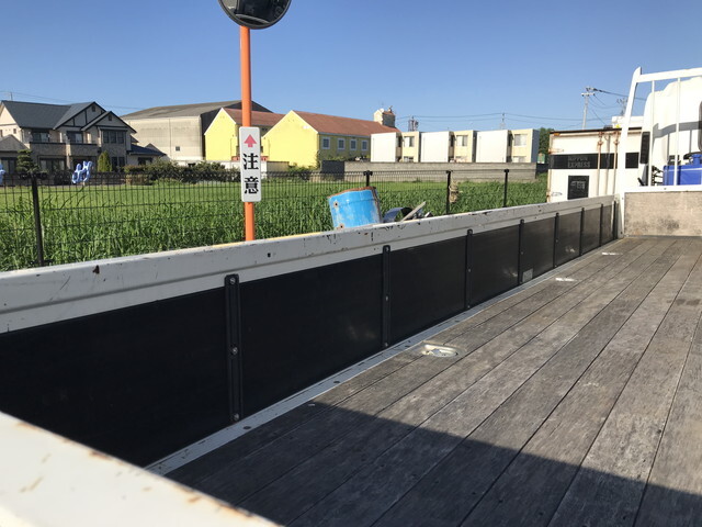 いすゞフォワードクレーン4段中型（4t）[写真31]