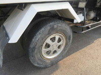 日野レンジャーダンプ中型（4t）[写真21]