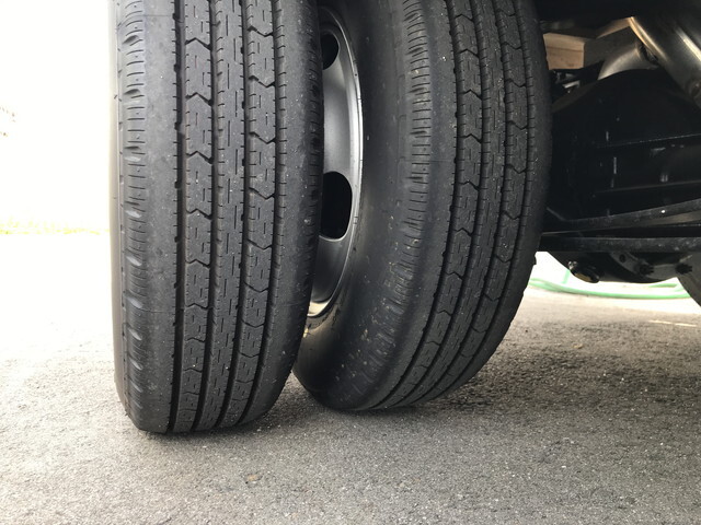 三菱ふそうキャンターダブルキャブ（Wキャブ）小型（2t・3t）[写真22]