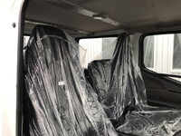 三菱ふそうキャンターダブルキャブ（Wキャブ）小型（2t・3t）[写真07]