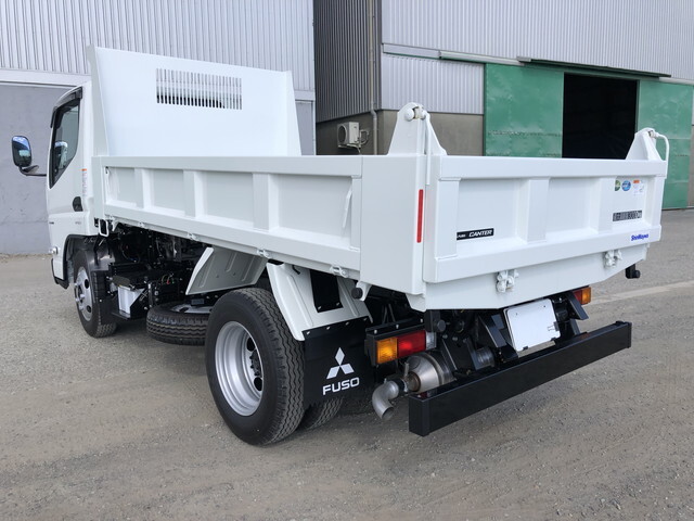 三菱ふそうキャンターダンプ小型（2t・3t）[写真02]