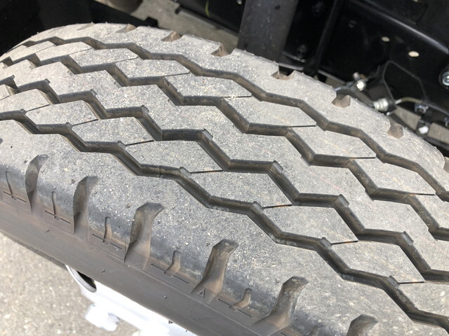 三菱ふそうキャンターダンプ小型（2t・3t）[写真24]