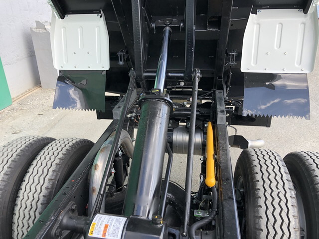 三菱ふそうキャンターダンプ小型（2t・3t）[写真33]