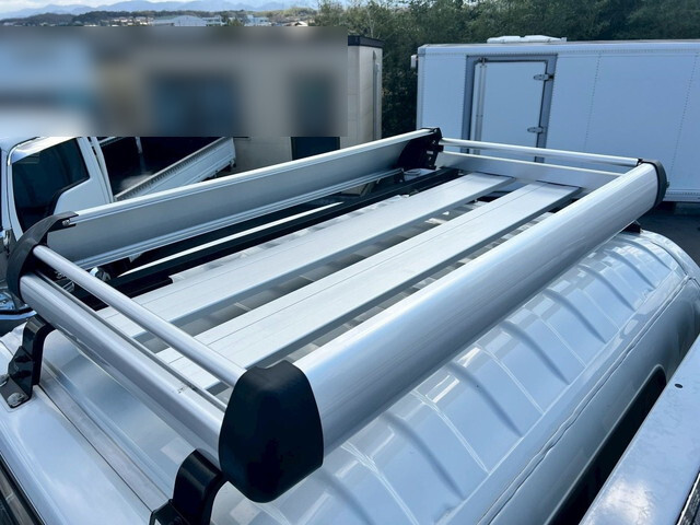 いすゞエルフアルミブロック小型（2t・3t）[写真11]