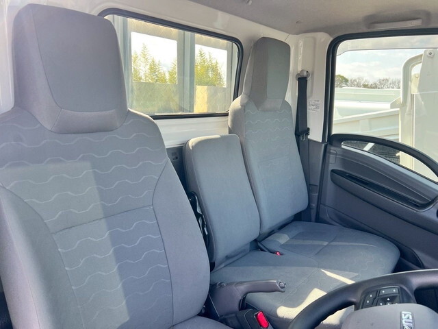 いすゞエルフアルミブロック小型（2t・3t）[写真15]