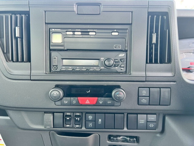 いすゞエルフアルミブロック小型（2t・3t）[写真22]