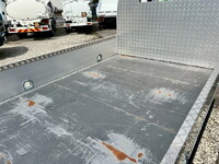 いすゞエルフアルミブロック小型（2t・3t）[写真10]