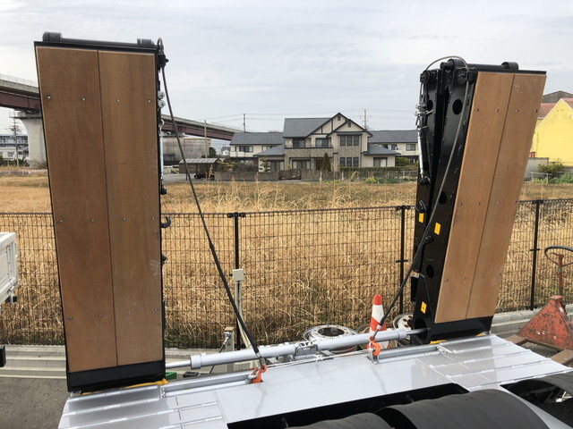 その他のメーカーその他の車種その他の形状小型（2t・3t）[写真11]