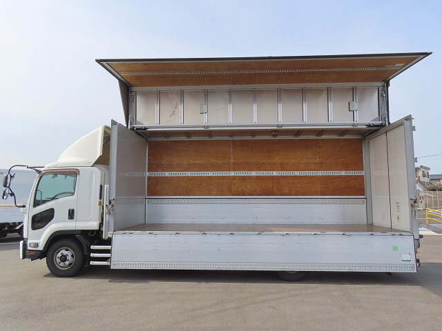 いすゞフォワードアルミウイング増トン（6t・8t）[写真28]