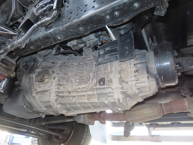 いすゞフォワードアルミウイング増トン（6t・8t）[写真09]