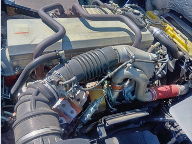 日野プロフィアトレーラーヘッド（トラクターヘッド）大型（10t）[写真15]