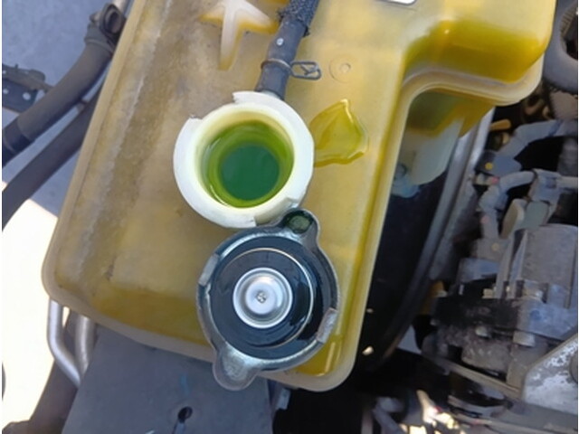 日野プロフィアトレーラーヘッド（トラクターヘッド）大型（10t）[写真18]