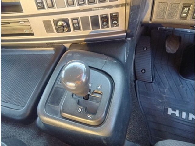 日野プロフィアトレーラーヘッド（トラクターヘッド）大型（10t）[写真25]